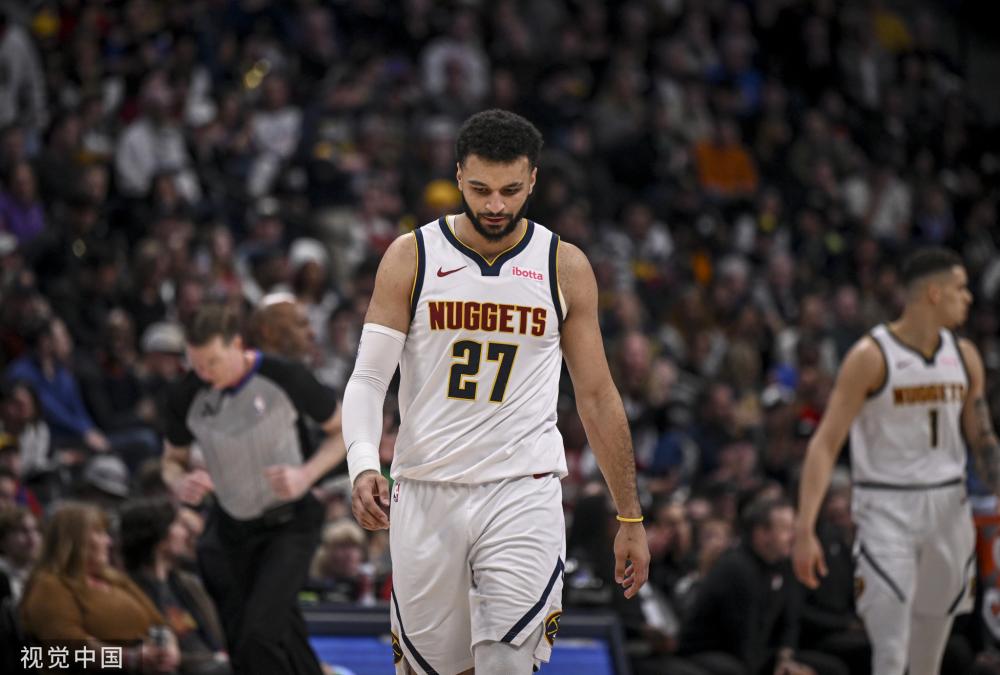 孙兴慜热刺告别战现搞笑名场面，韩国艺人重现演唱会偷情事件.