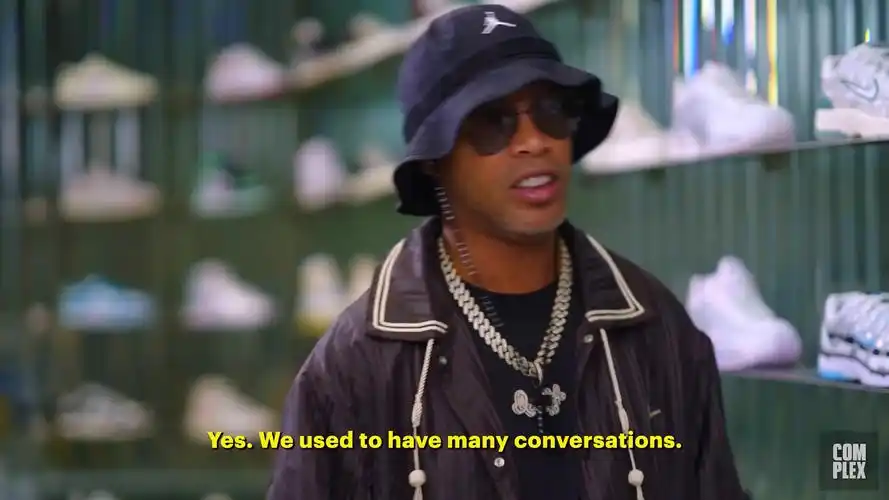 记者：马赛想让奥巴梅扬回归，达曼协作也在追求他.